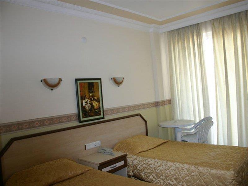Kleopatra Saray Hotel Alanya Exterior photo